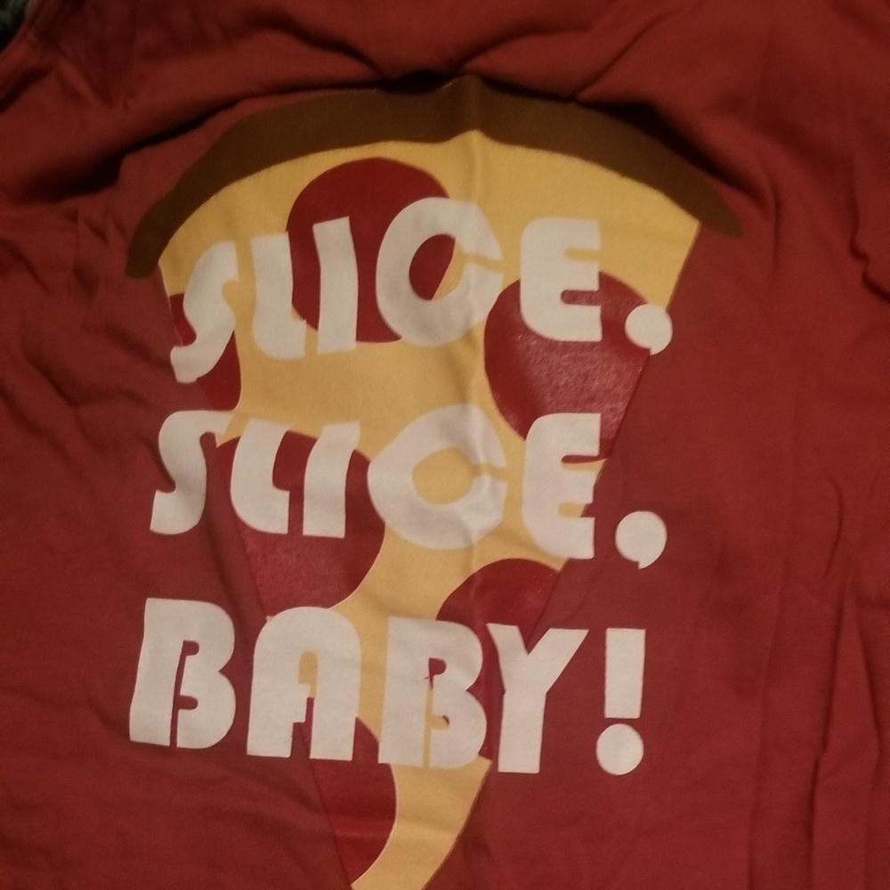 Pizza hut tshirt